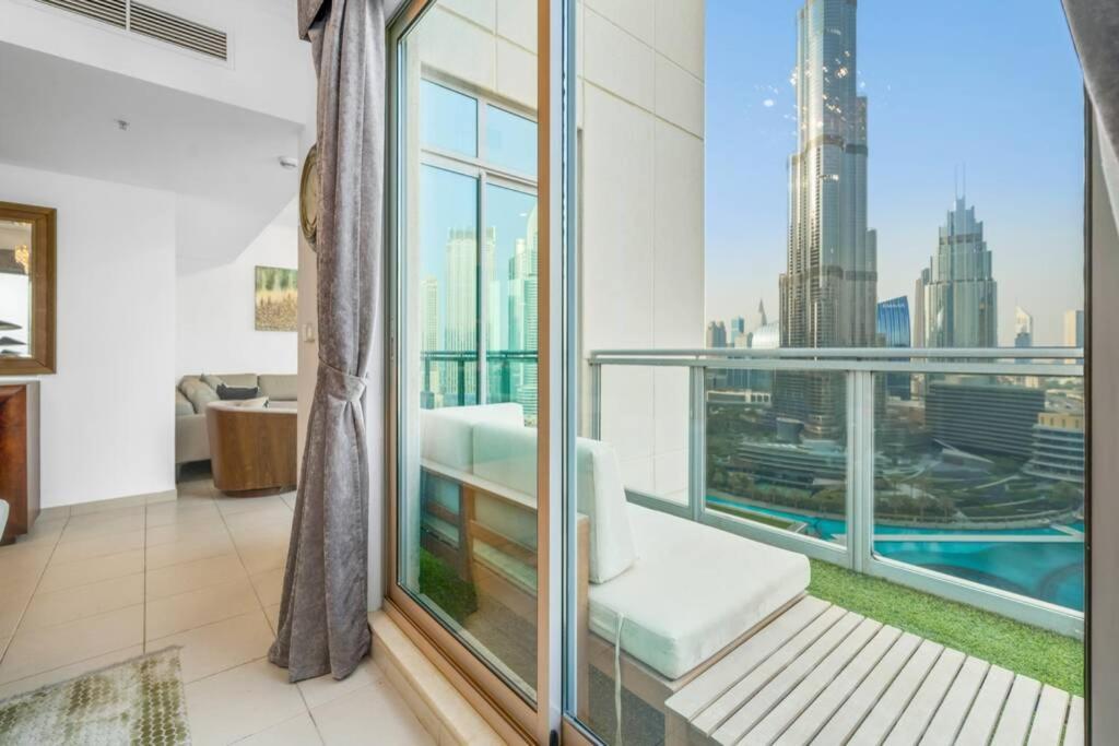 Spectacular Burj & Fountain View - Luxurious 3 Bedrooms & Maids Room - The Residences Dubaï Extérieur photo