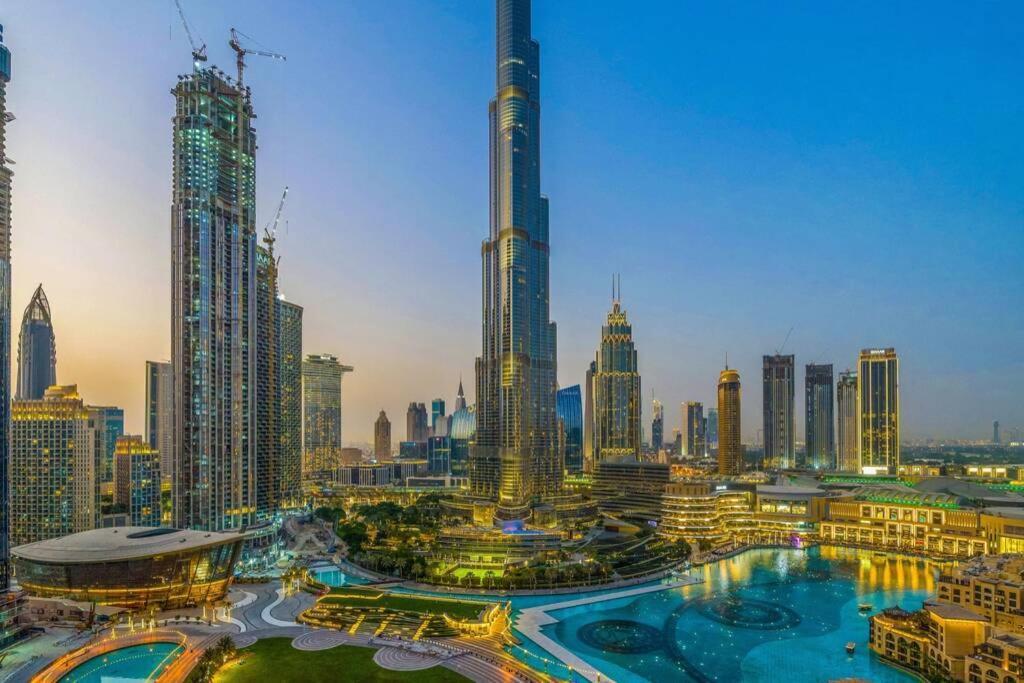 Spectacular Burj & Fountain View - Luxurious 3 Bedrooms & Maids Room - The Residences Dubaï Extérieur photo