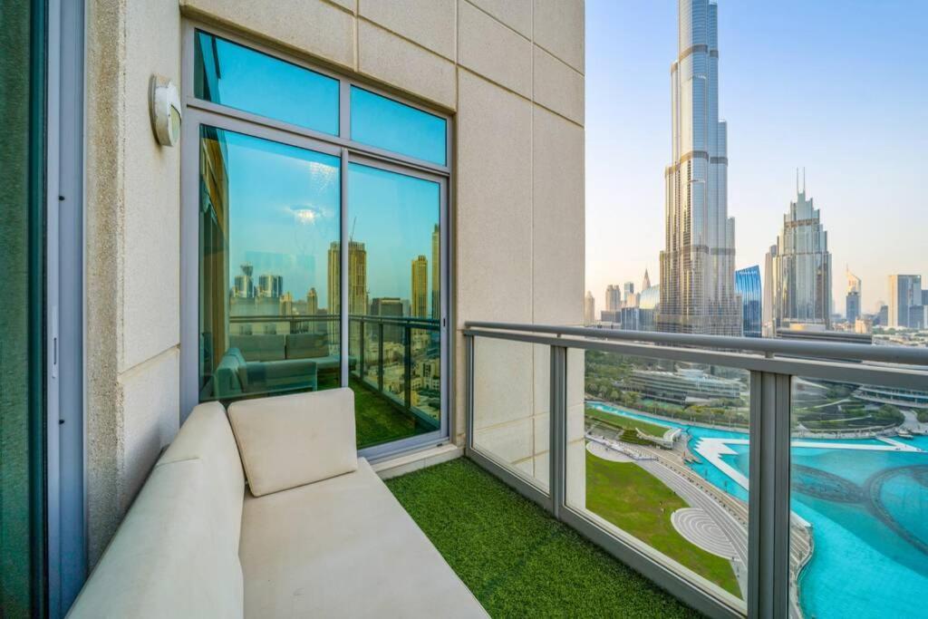 Spectacular Burj & Fountain View - Luxurious 3 Bedrooms & Maids Room - The Residences Dubaï Extérieur photo