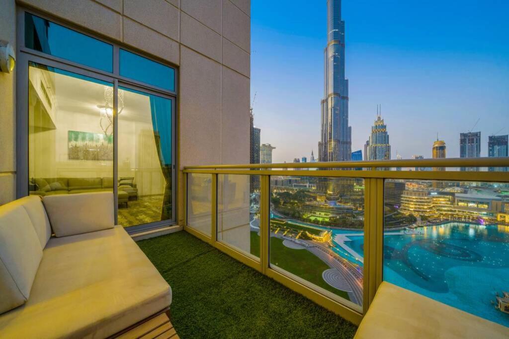 Spectacular Burj & Fountain View - Luxurious 3 Bedrooms & Maids Room - The Residences Dubaï Extérieur photo
