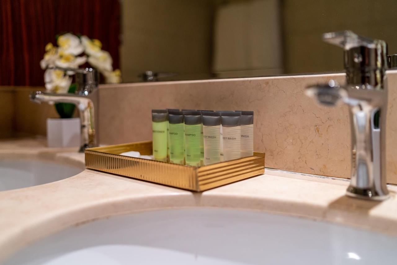 Spectacular Burj & Fountain View - Luxurious 3 Bedrooms & Maids Room - The Residences Dubaï Extérieur photo